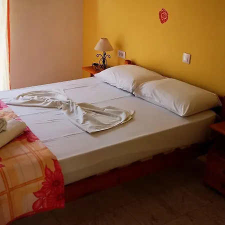 Kyprianos Apart Otel