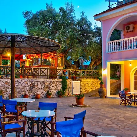Kyprianos Apart Otel Keri