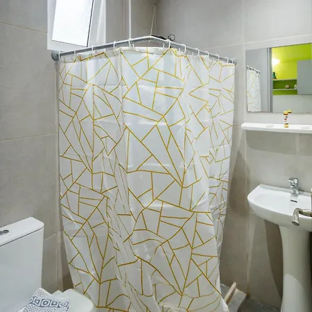 Hotel apartamentowy Kyprianos Keri